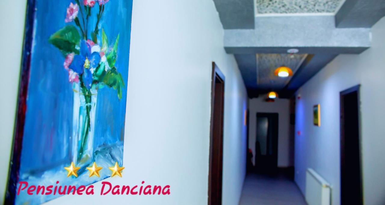Pension Daciana Bacau Ngoại thất bức ảnh